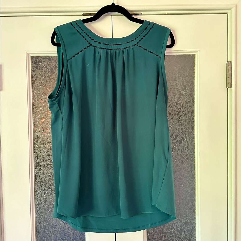 Green Sleeveless Top - Mixed Media